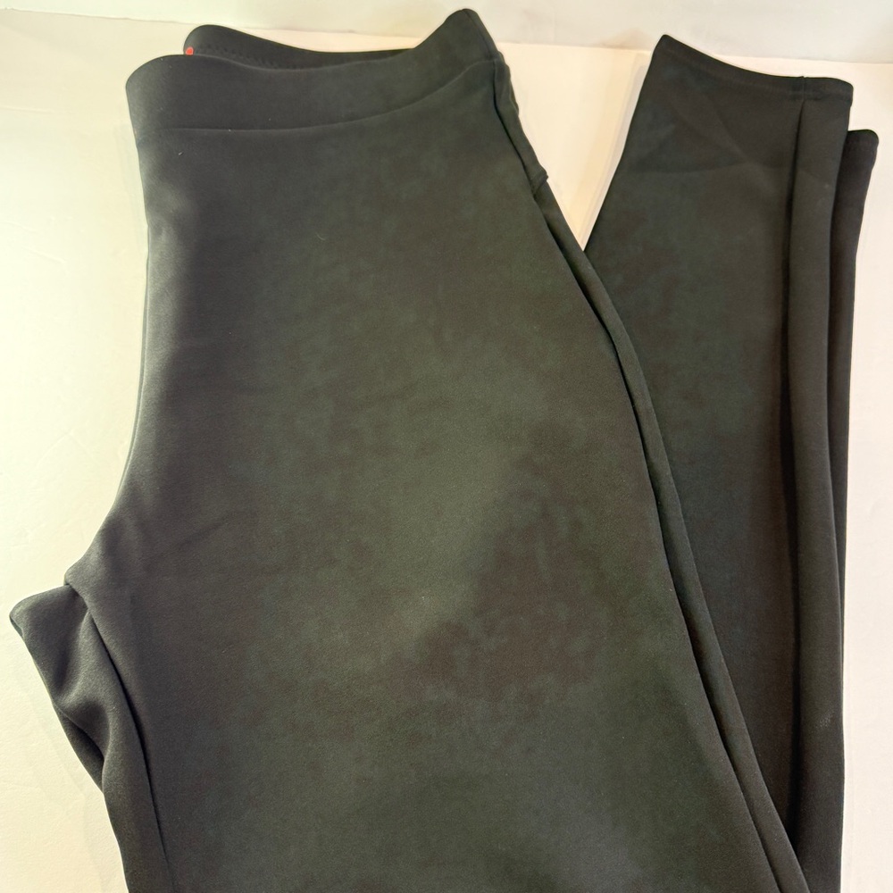 🆕  Women’s Black Stretch Leggings Size L Ultra-Soft High Waist Comfort NWOT - Picture 10 of 15